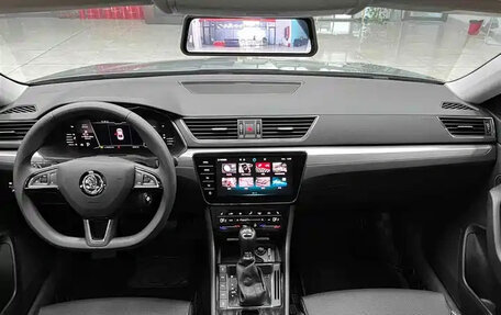 Skoda Superb III рестайлинг, 2025 год, 2 400 155 рублей, 13 фотография