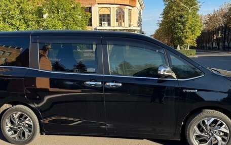 Toyota Esquire I, 2016 год, 2 550 000 рублей, 4 фотография