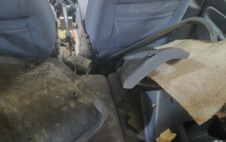 Mitsubishi Space Star I рестайлинг, 1999 год, 60 000 рублей, 7 фотография