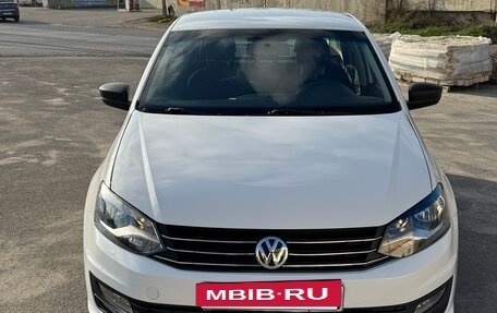 Volkswagen Polo VI (EU Market), 2017 год, 820 000 рублей, 2 фотография