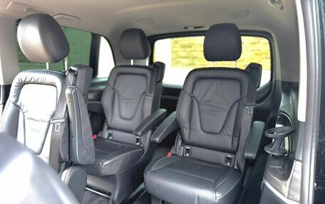 Mercedes-Benz V-Класс, 2021 год, 6 990 000 рублей, 19 фотография