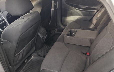 Hyundai Sonata VI, 2012 год, 920 000 рублей, 12 фотография