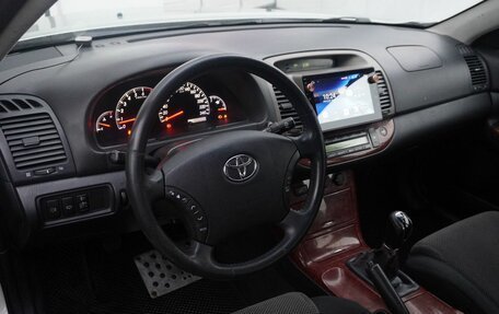 Toyota Camry V40, 2004 год, 590 000 рублей, 3 фотография