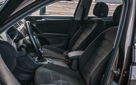 Volkswagen Tiguan II, 2017 год, 2 399 000 рублей, 11 фотография