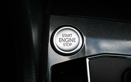 Volkswagen Tiguan II, 2017 год, 2 399 000 рублей, 13 фотография