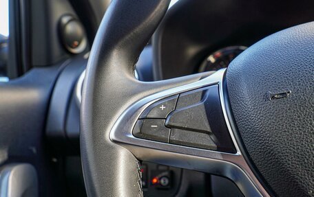 Renault Sandero II рестайлинг, 2019 год, 1 100 000 рублей, 16 фотография