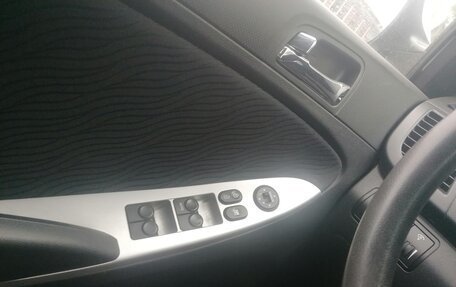 Hyundai Solaris II рестайлинг, 2012 год, 267 500 рублей, 9 фотография