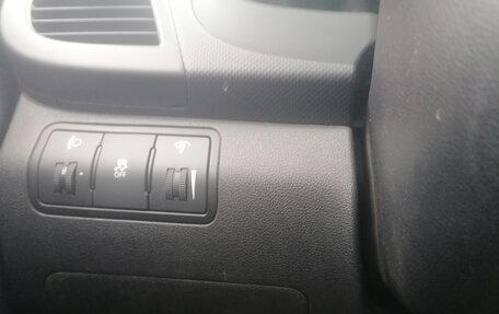 Hyundai Solaris II рестайлинг, 2012 год, 267 500 рублей, 12 фотография