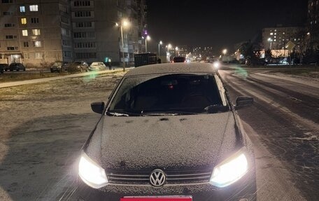 Volkswagen Polo VI (EU Market), 2012 год, 800 000 рублей, 1 фотография