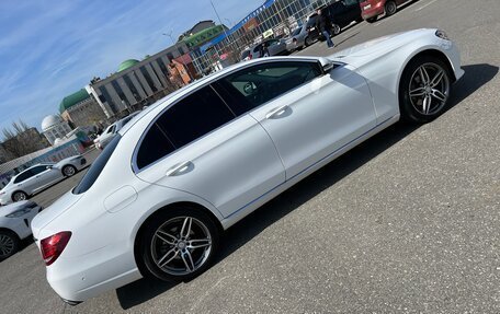 Mercedes-Benz E-Класс, 2017 год, 2 400 000 рублей, 2 фотография