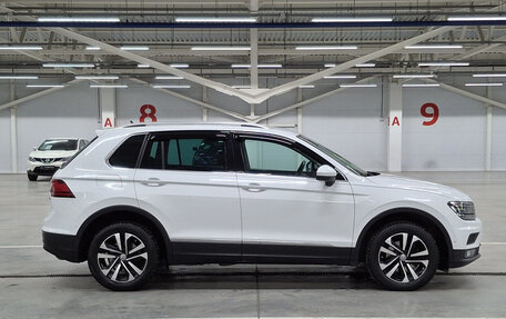 Volkswagen Tiguan II, 2020 год, 3 570 000 рублей, 5 фотография