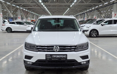 Volkswagen Tiguan II, 2020 год, 3 570 000 рублей, 2 фотография
