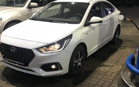 Hyundai Solaris II рестайлинг, 2018 год, 1 800 000 рублей, 2 фотография