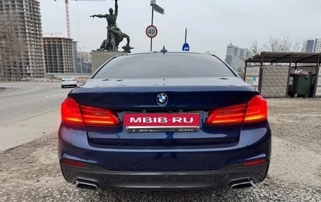 BMW 5 серия, 2018 год, 3 050 000 рублей, 12 фотография