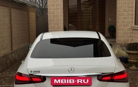 Mercedes-Benz E-Класс, 2021 год, 4 250 000 рублей, 5 фотография