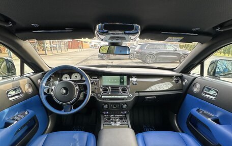 Rolls-Royce Wraith, 2017 год, 28 500 000 рублей, 11 фотография