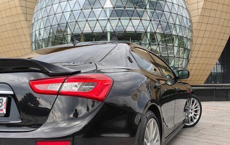 Maserati Ghibli, 2013 год, 2 399 000 рублей, 21 фотография