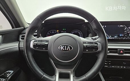 KIA K5, 2022 год, 2 470 000 рублей, 16 фотография