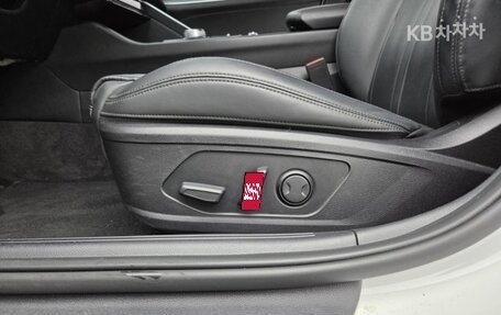 KIA K5, 2022 год, 2 470 000 рублей, 15 фотография