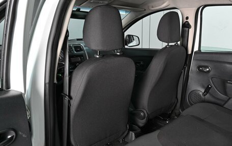 Renault Logan II, 2020 год, 699 000 рублей, 11 фотография