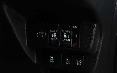 Honda Freed II, 2017 год, 1 689 000 рублей, 16 фотография