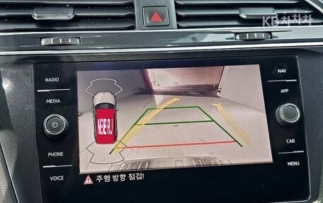 Volkswagen Tiguan II, 2022 год, 3 180 000 рублей, 15 фотография