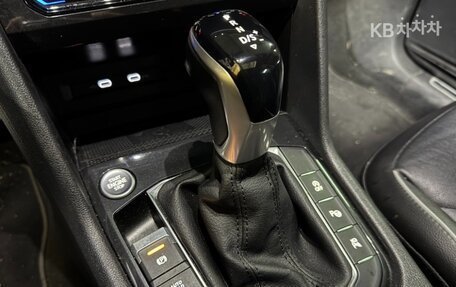 Volkswagen Tiguan II, 2022 год, 3 000 000 рублей, 17 фотография