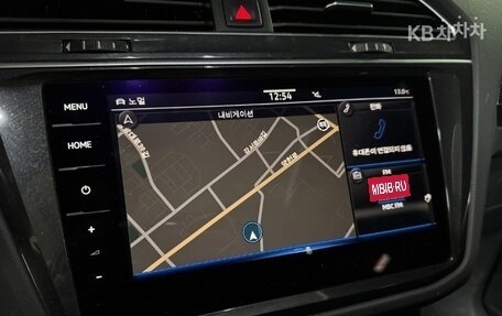 Volkswagen Tiguan II, 2022 год, 3 000 000 рублей, 11 фотография