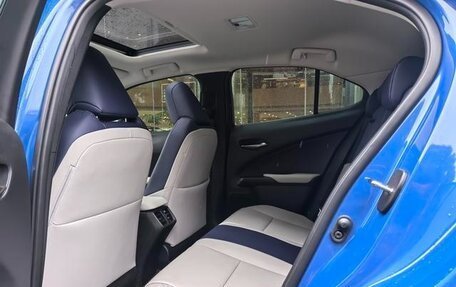 Lexus UX I, 2022 год, 2 450 635 рублей, 11 фотография