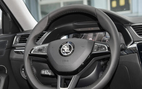 Skoda Superb III рестайлинг, 2025 год, 3 380 000 рублей, 9 фотография