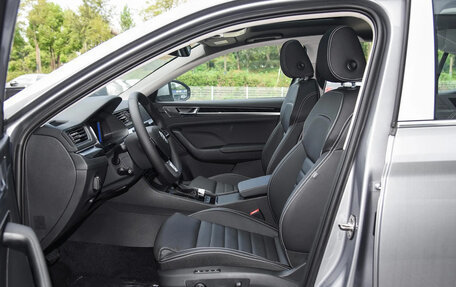 Skoda Superb III рестайлинг, 2025 год, 3 380 000 рублей, 16 фотография