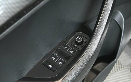 Skoda Karoq I, 2020 год, 2 080 000 рублей, 18 фотография