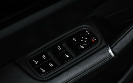 Porsche Cayenne III, 2018 год, 5 800 000 рублей, 26 фотография