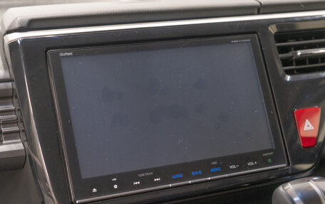 Honda Stepwgn IV, 2017 год, 1 999 000 рублей, 16 фотография