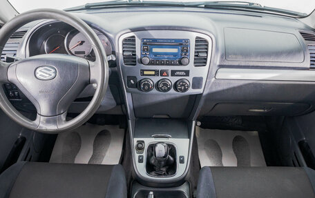 Suzuki Grand Vitara, 2004 год, 749 000 рублей, 10 фотография