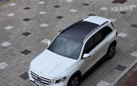 Mercedes-Benz GLB, 2021 год, 3 150 000 рублей, 3 фотография