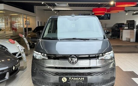 Volkswagen Multivan, 2022 год, 4 950 000 рублей, 3 фотография