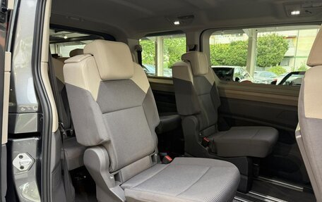 Volkswagen Multivan, 2022 год, 4 950 000 рублей, 21 фотография