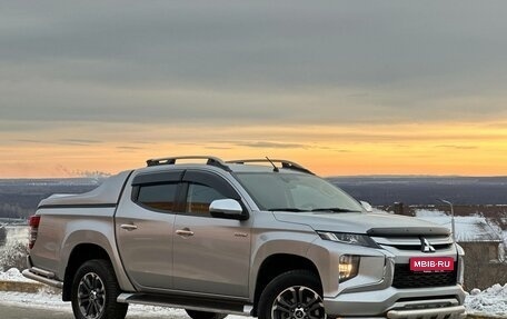 Mitsubishi L200 IV рестайлинг, 2019 год, 2 825 000 рублей, 1 фотография