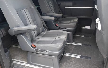 Volkswagen Multivan T5, 2012 год, 2 310 000 рублей, 6 фотография