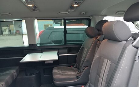 Volkswagen Multivan T5, 2012 год, 2 310 000 рублей, 3 фотография