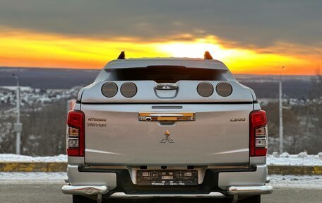 Mitsubishi L200 IV рестайлинг, 2019 год, 2 825 000 рублей, 6 фотография