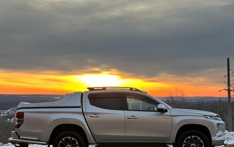 Mitsubishi L200 IV рестайлинг, 2019 год, 2 825 000 рублей, 8 фотография