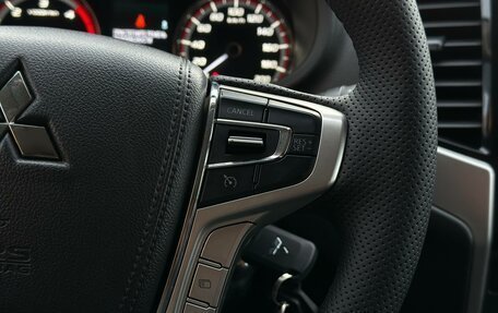 Mitsubishi L200 IV рестайлинг, 2019 год, 2 825 000 рублей, 14 фотография