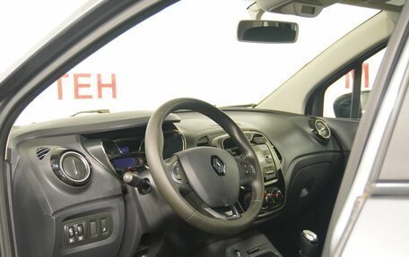 Renault Kaptur I рестайлинг, 2017 год, 1 459 000 рублей, 9 фотография