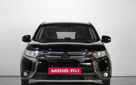 Mitsubishi Outlander III рестайлинг 3, 2016 год, 1 649 000 рублей, 2 фотография