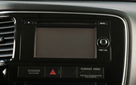 Mitsubishi Outlander III рестайлинг 3, 2016 год, 1 649 000 рублей, 15 фотография