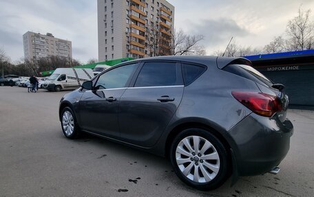 Opel Astra J, 2011 год, 735 000 рублей, 9 фотография