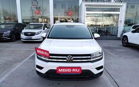 Volkswagen Tharu, 2022 год, 2 030 000 рублей, 2 фотография