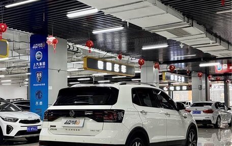 Volkswagen T-Cross I, 2022 год, 1 745 000 рублей, 6 фотография